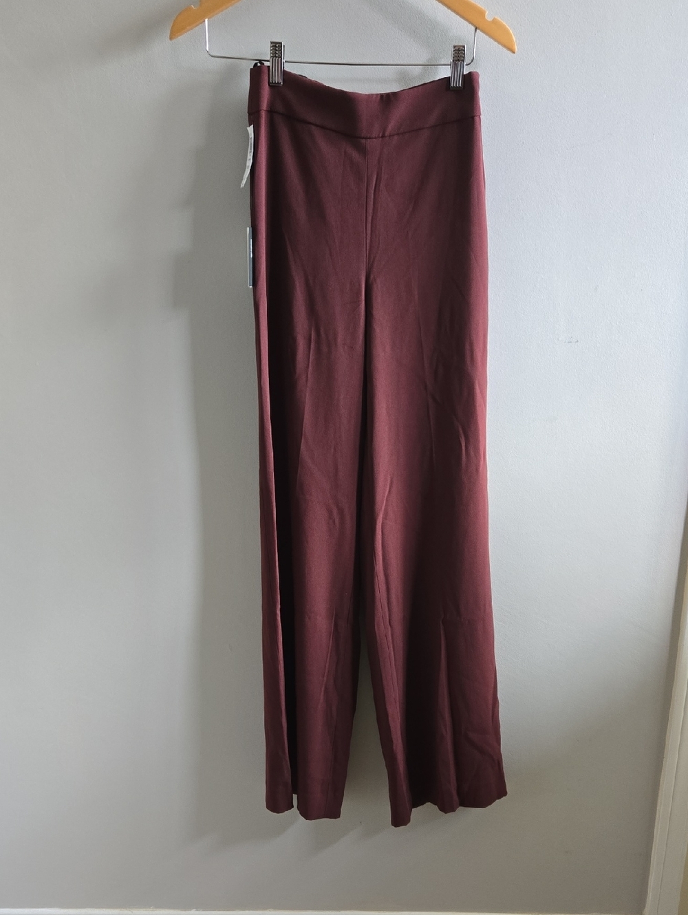 Aritzia Women's Wide-Leg Trousers in Deep Wine